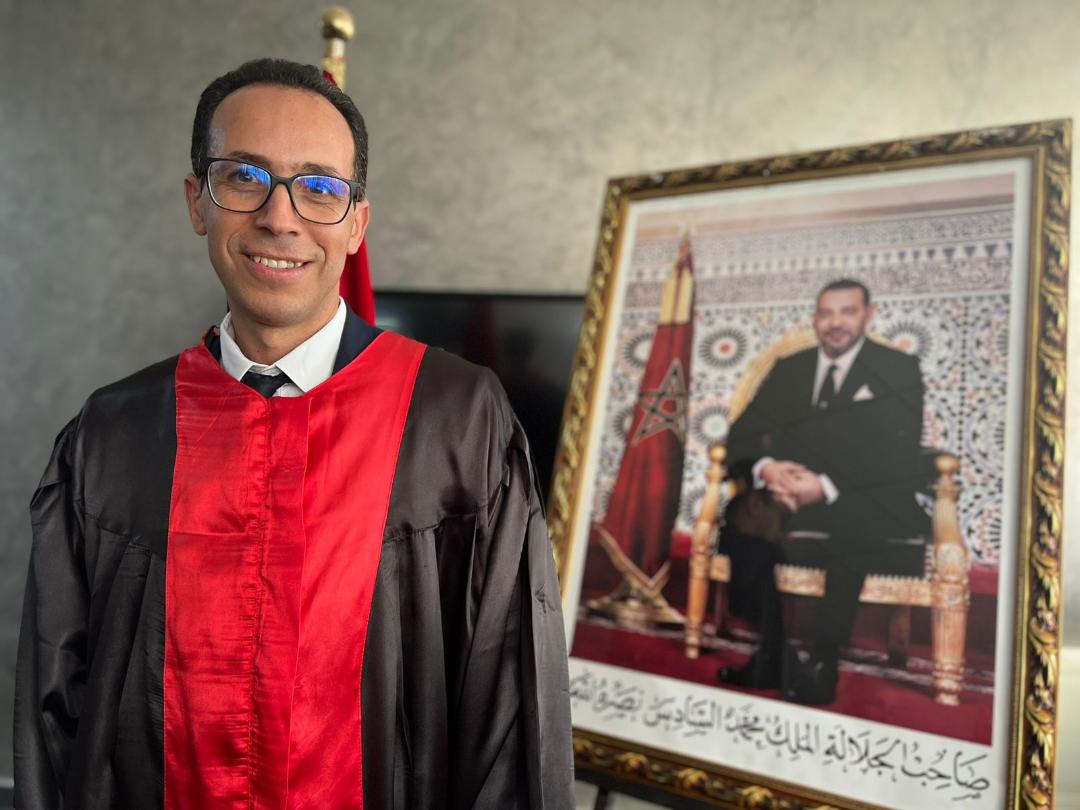 الزميل عبد الحفيظ لمنور يحصل على شهادة الدكتوراه