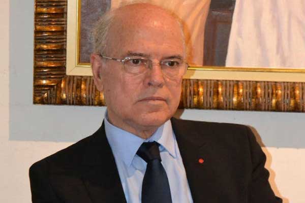 لقاء ثقافي مع الكاتب الصحافي محمد الصديق معنينو