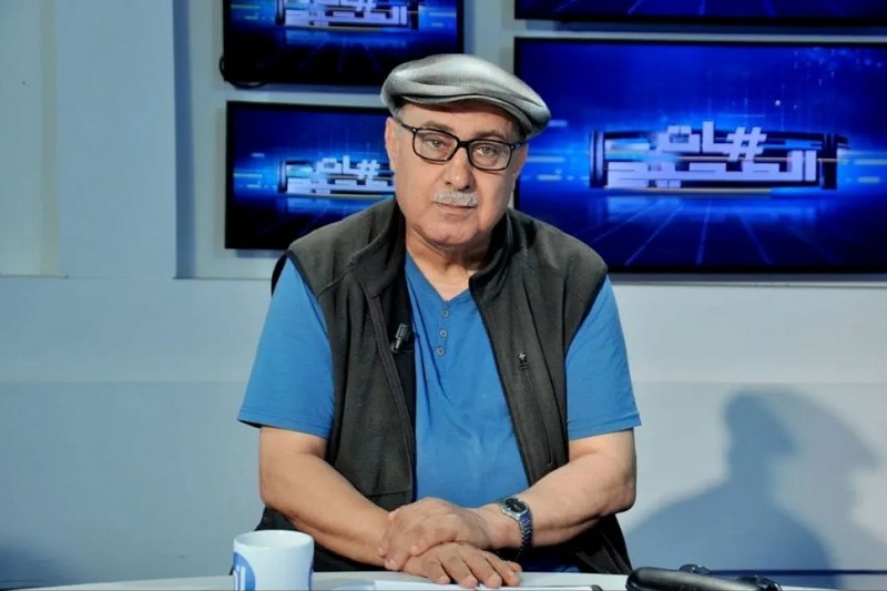 تهنئة الأستاذ نويرة بعد نجاح العملية الجراحية